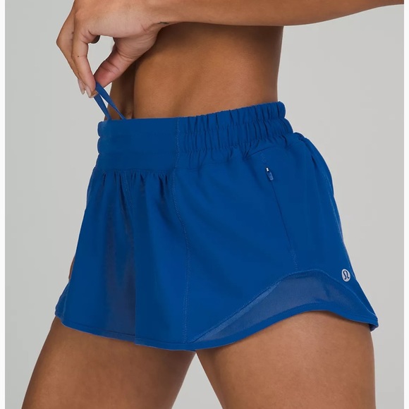 lululemon athletica Pants - Lululemon Hotty Hot Short 2.5” * Symphony blue
